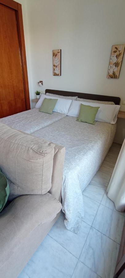 Apartamento Fibes Y Congresos เซบีญา ภายนอก รูปภาพ