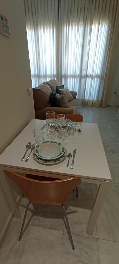 Apartamento Fibes Y Congresos เซบีญา ภายนอก รูปภาพ